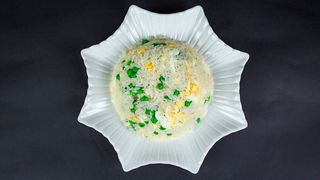 Жареный рис с яйцом