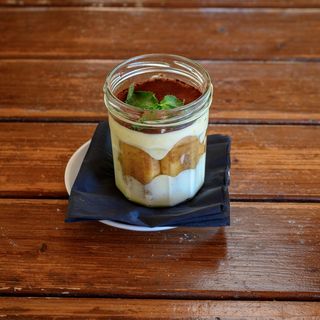 Домашно приготвено автентично италианско тирамису