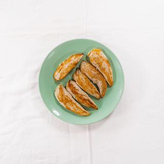 Печено пилешко бон филе (200г)