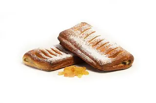 Strudel cu branza dulce si stafide