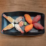 Mixto Nigiris (8 Uds.)