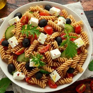 Паста Фусили домати, маслини и сирене (460г)