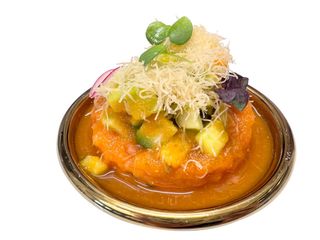 113 Special salmon tartar