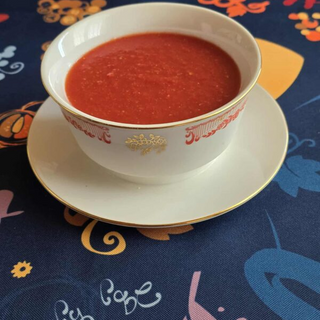 პომიდვრის სოუსი (ოჯახურად)