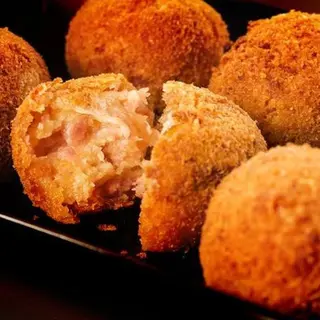 Crispy masala bola de batata
