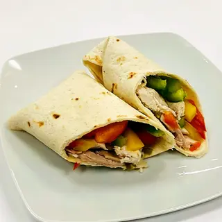 Wrap de Pollo Asado y Jalapeño