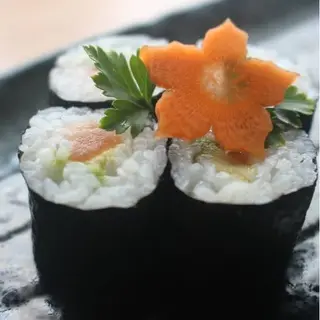Hosomaki Sake Avocado