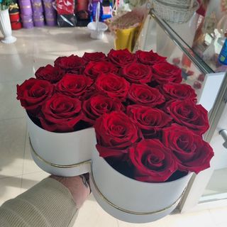 ვარდების თაიგული