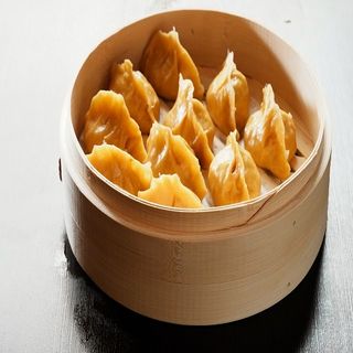 9. Gyozas de cerdo y cebollín (12 unidades)