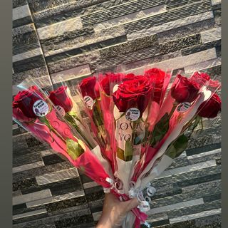 15 fleurs individuelles avec emballage 