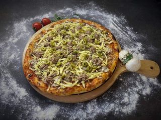 Posna pizza 32 cm + Coca-Cola 0.33 l