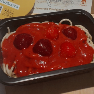 Spaghetti Truskawkowe duże 800g