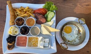 Тарілка сніданку