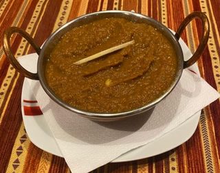 Veal vindaloo