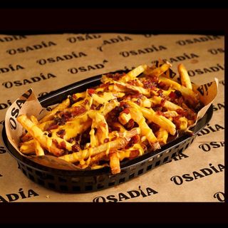 Patatas Con Cheddar Y Bacon