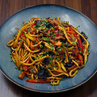 Un Wok Végétarien + Un Coca 25cl OFFERT! 