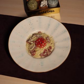 Карбонара с копченой телятиной