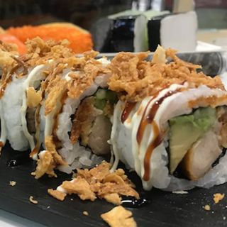 Pollo Japonés Roll (8 Pzs.)  