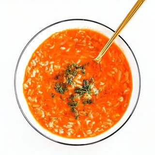 Zupa pomidorowa z ryżem