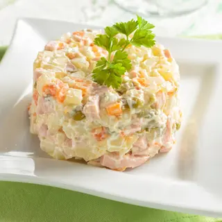 Руска салата (50г)