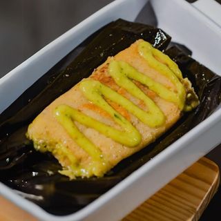 Tamal Cerdo en Salsa Verde