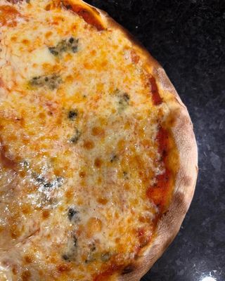 Pizza 4 Quatro Queijos