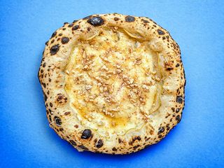 Сирна з грушею та чилі медом (~450g)