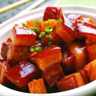 Pancetta di suino stufata