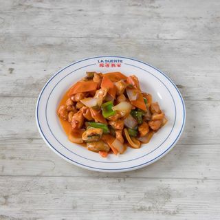 38.-Pollo con salsa picante