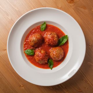 Polpette di manzo al sugo