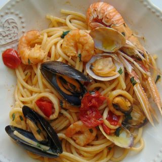 Pâtes Sauce Rosée Fruits de Mer + 2 Doights de Fatma