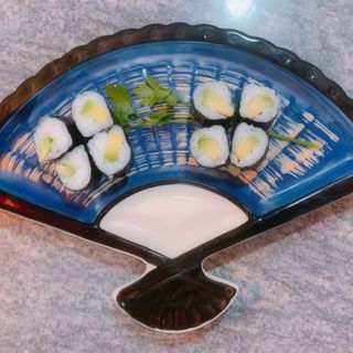 Maki De Aguacate (8 Uds.)