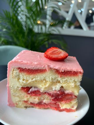 მარწყვის ტორტი