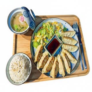 40. Combo gyoza