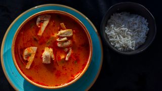 ტომიამი ქათმის ხორცით