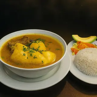 Sancocho De Pollo Y...