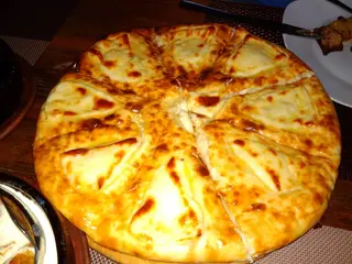 Фірмовий хачапурі Лазурі (750г)