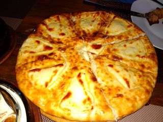 Фірмовий хачапурі Лазурі (750г)