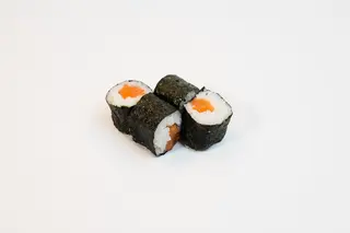 140.Hosomaki de salmón (4 pzs.)