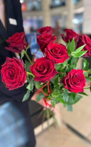 9szt- czerwona róża, długa