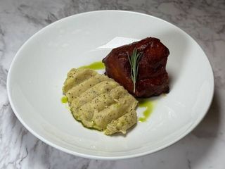 Свинні ребра з трюфельним пюре (330g)