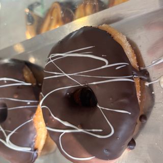 Donut Con Cobertura De Chocolate (1 Ud.)
