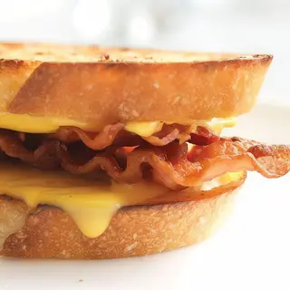 Sándwich Bacon Crujiente