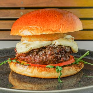Burger Brie Onion