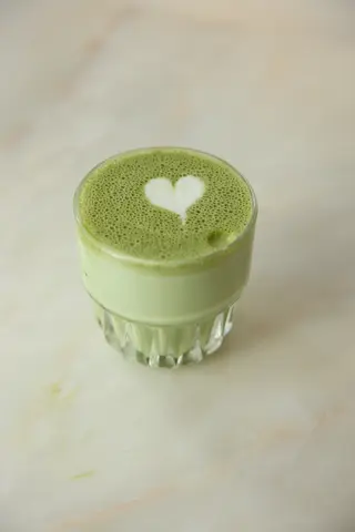 Matcha Latte com Aveia