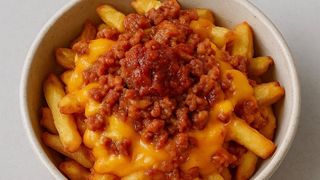 Patatine nduja cheddar e salsiccia