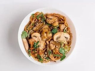 Локшина пшенична  Пад Рапан з грибами