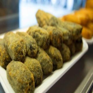 Croquetas de tinta de calamar