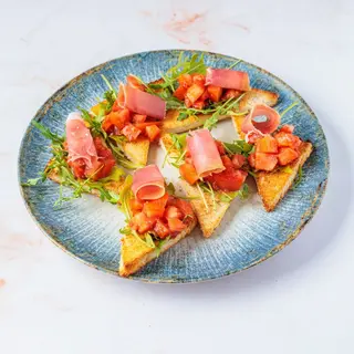 Bruschetta sa pršutom