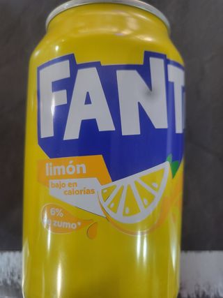 Fanta  limón 